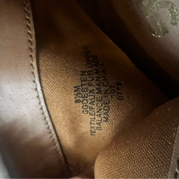 Heels - Picture 5 of 6